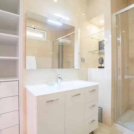 Lapa Flat W/ Patio Apartment